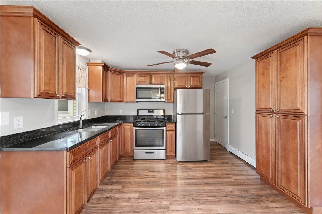 2 Juniper Lane Lincoln, RI 02865 - Photo 6 of 15