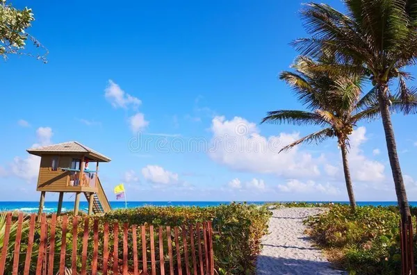 $3,998 | 110 Southeast 2nd Street, Unit 402, Delray Beach, FL 33444