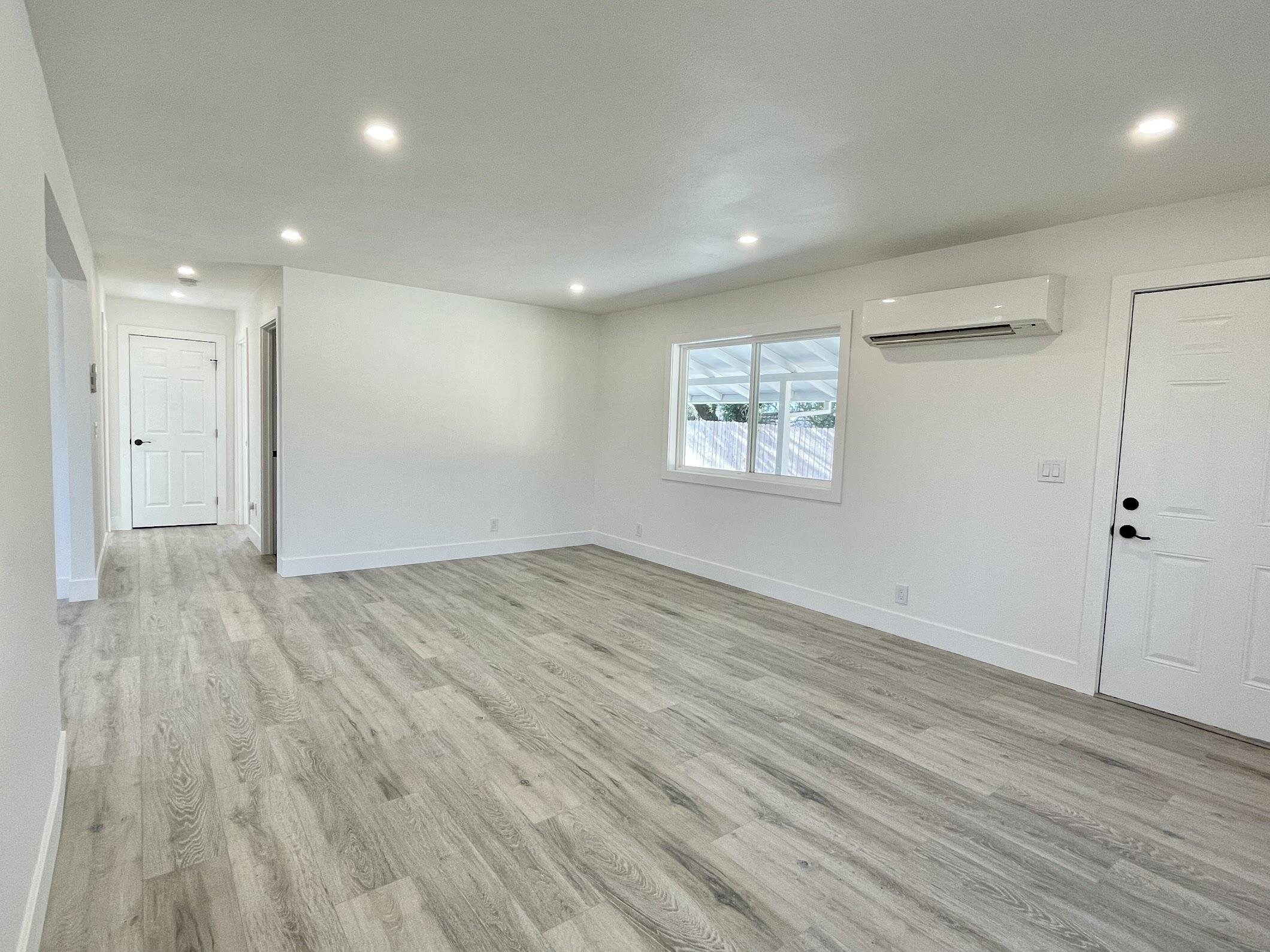 2526 North Bonnyview Road Redding, CA 96001 - Photo 29 of 38 b