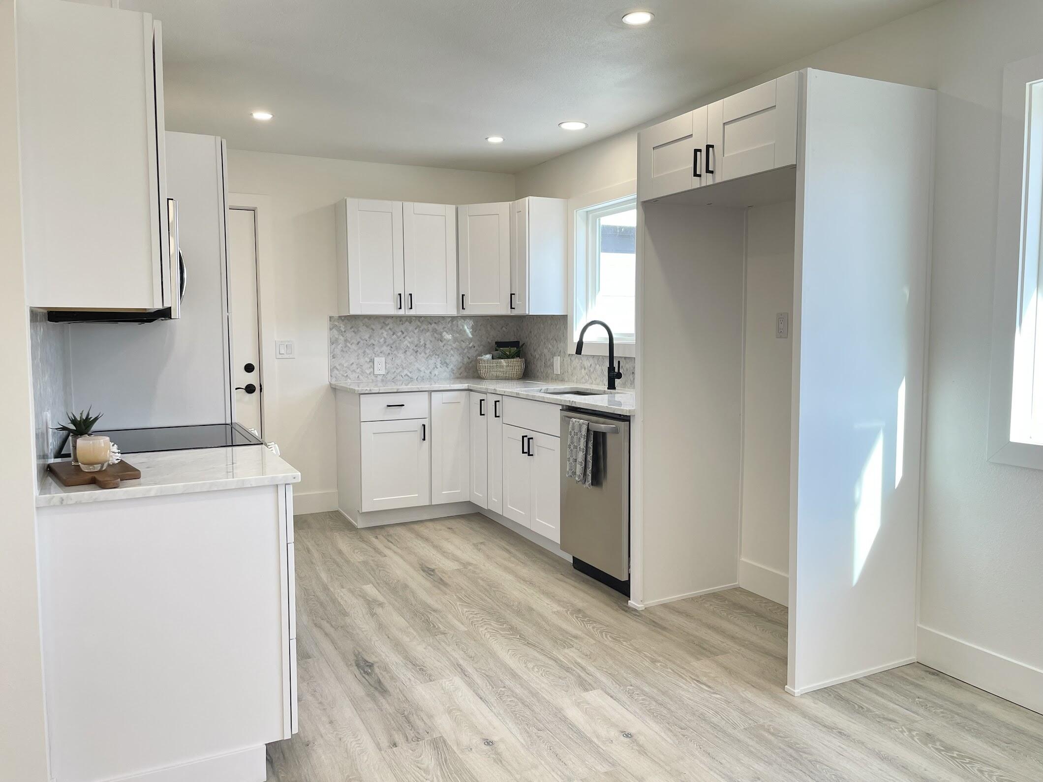 2526 North Bonnyview Road Redding, CA 96001 - Photo 6 of 38 6