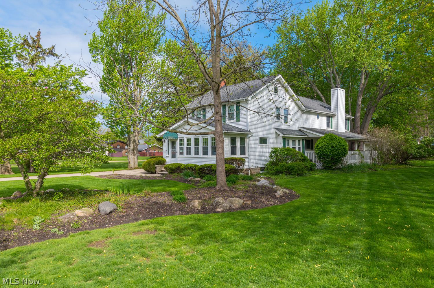32530 Lake Road Avon Lake, OH 44012 - Photo 1 of 50