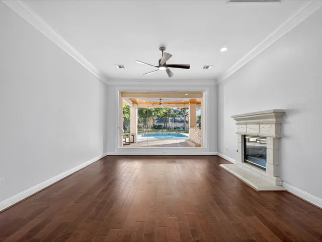 $1,275,000 | 11 Gleannloch Estates Drive, Spring, TX 77379