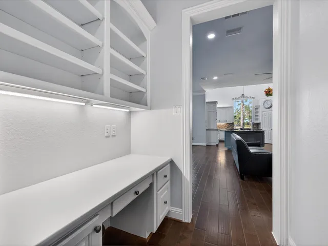 $1,275,000 | 11 Gleannloch Estates Drive, Spring, TX 77379