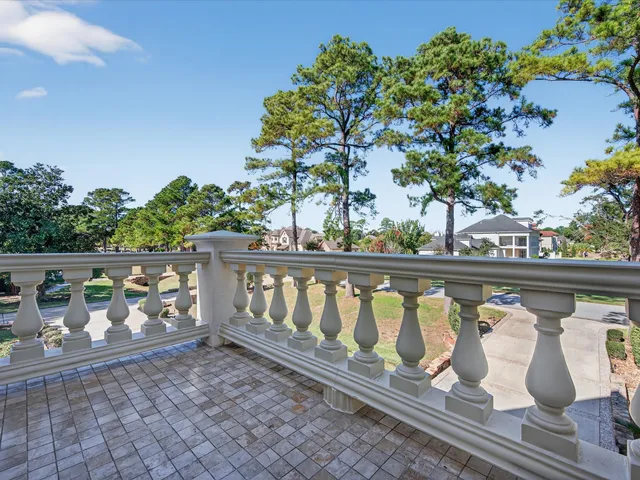 $1,275,000 | 11 Gleannloch Estates Drive, Spring, TX 77379