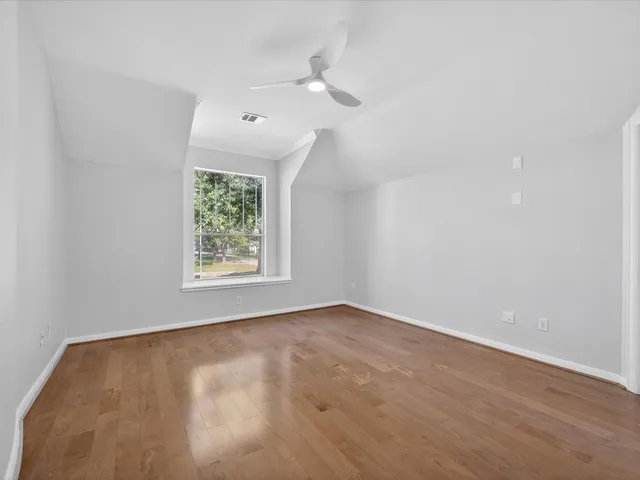 $1,300,000 | 11 Gleannloch Estates Drive, Spring, TX 77379