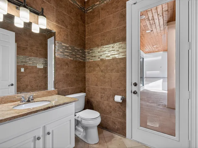 $1,275,000 | 11 Gleannloch Estates Drive, Spring, TX 77379