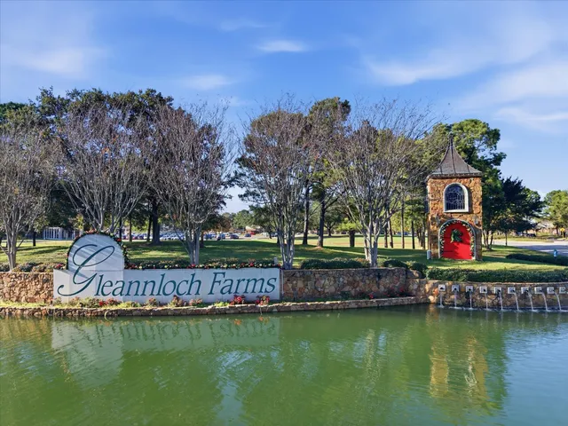 $1,300,000 | 11 Gleannloch Estates Drive, Spring, TX 77379