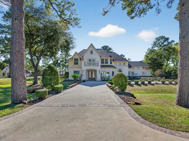 $1,300,000 | 11 Gleannloch Estates Drive, Spring, TX 77379