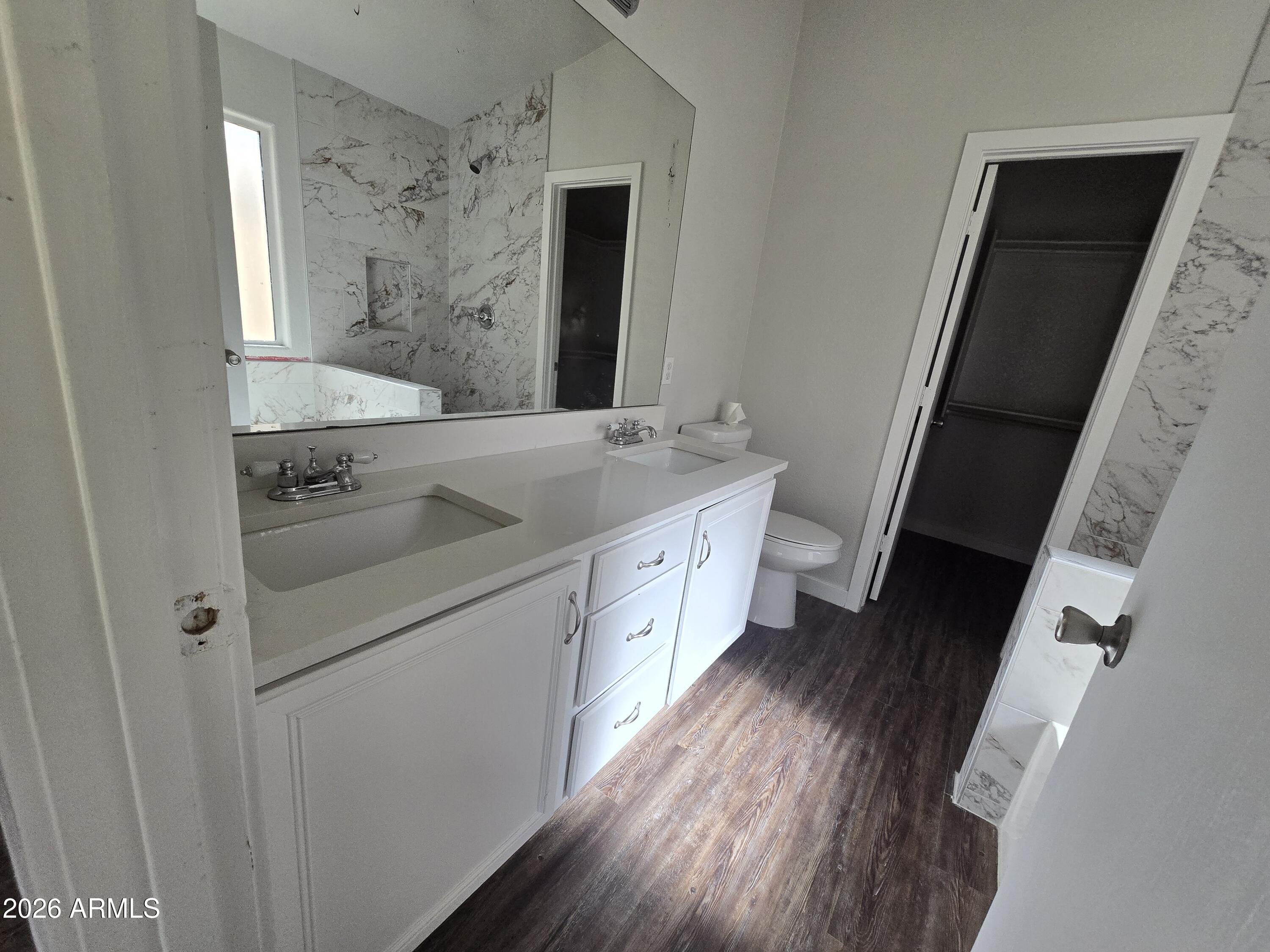 4740 East Dry Creek Road Phoenix, AZ 85044 - Photo 7 of 11