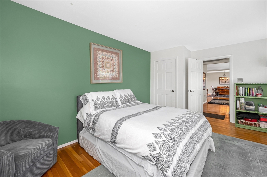 389 Marbleridge Road North Andover, MA 01845 - Photo 17 of 35