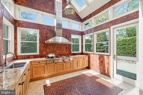 $2,300,000 | 728 Mill Street, Moorestown, NJ 08057