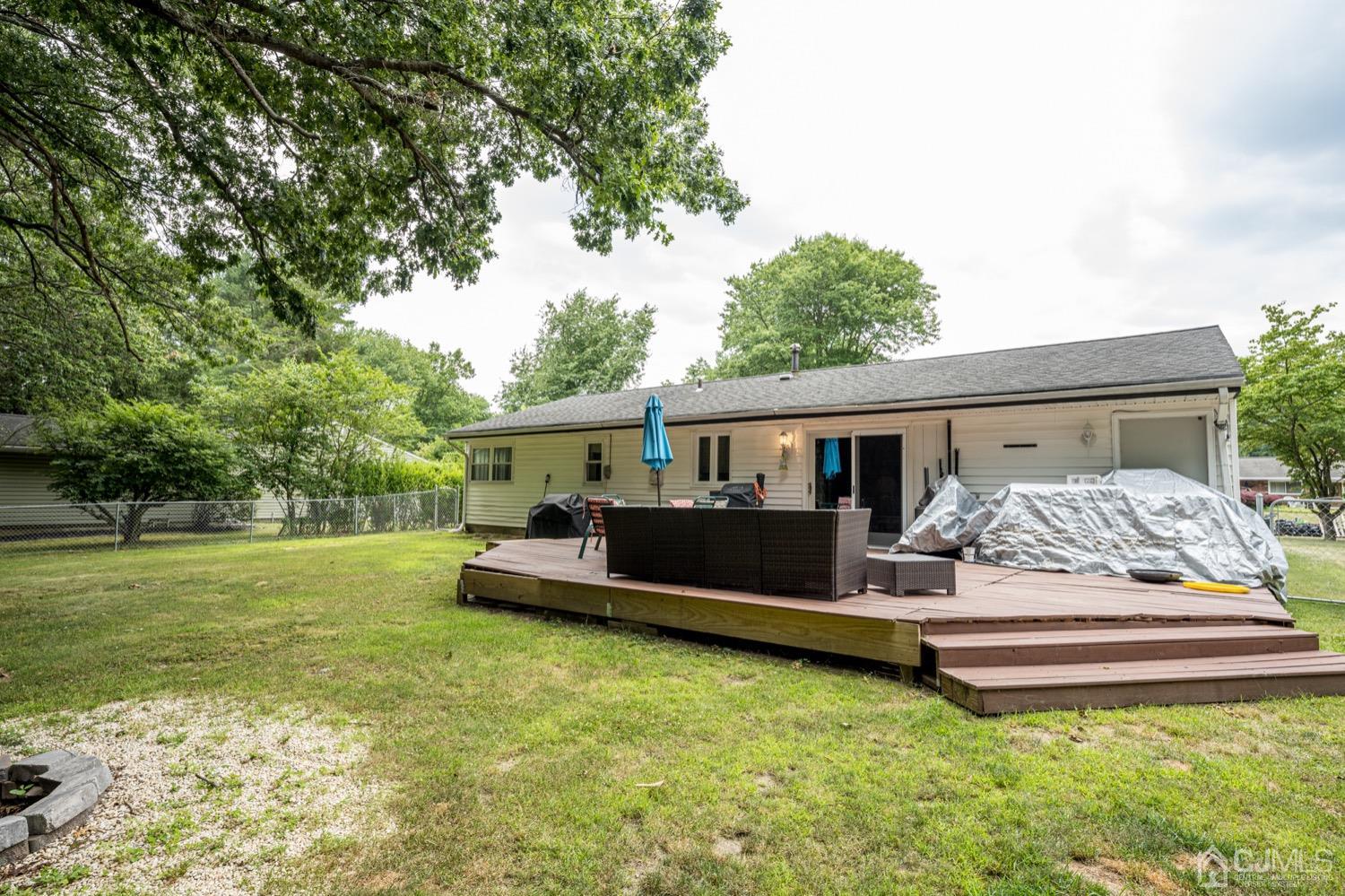 45 Stockton Road Kendall Park, NJ 08824 - Photo 25 of 30 a front view of a house with garden