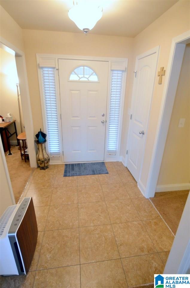 341 Vincent Street Alabaster, AL 35007 - Photo 8 of 39