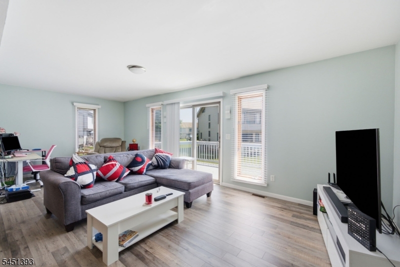235 Cherokee Road Lafayette, NJ 07848 - Photo 16 of 36 Gallery Image 16