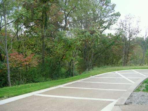 750 New Texas Road Plum, PA 15239 - Photo 3 of 8 Gallery Image 3