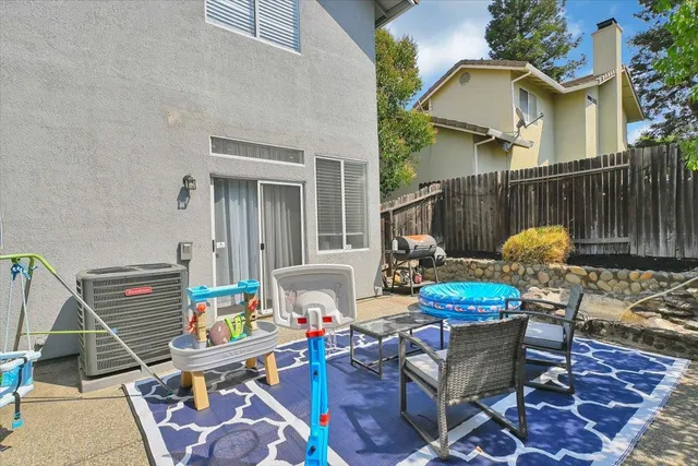 $479,900 | 8121 Deer Spring Circle, Antelope, CA 95843