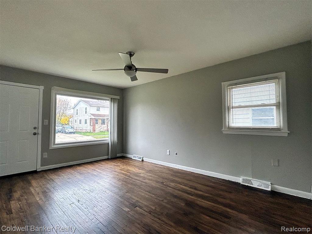 3544 Isabelle Street Inkster, MI 48141 - Photo 3 of 9
