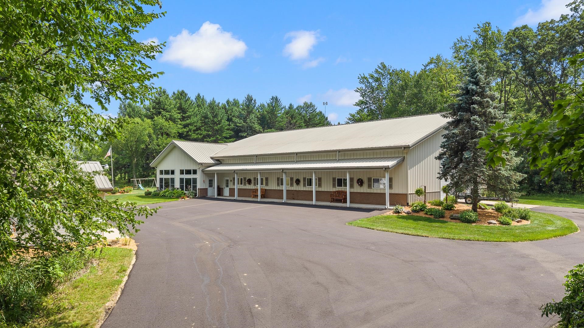 E6789 Loop Reedsburg Wi 53959 Rock Springs, WI 53961 - Photo 3 of 86 Gallery Image 3