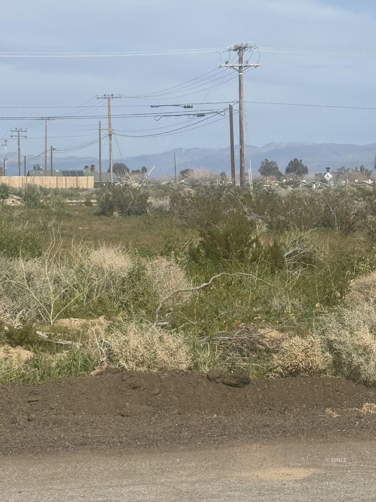 West Vulcan Street Ridgecrest, CA 93555 - Photo 4 of 7