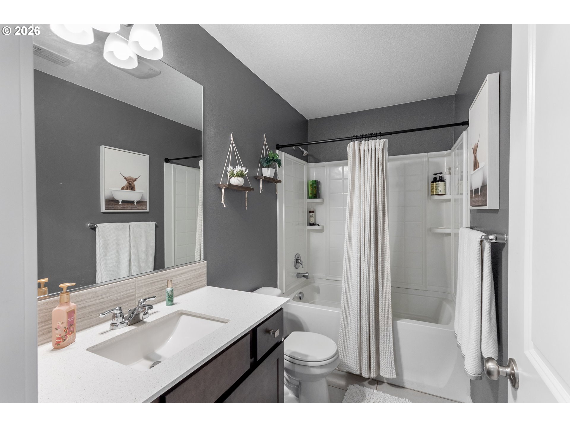 2747 South Harper Valley Way Ridgefield, WA 98642 - Photo 16 of 30 Bathroom