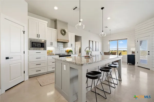 $850,000 | 8330 Brewster Road, Temple, TX 76501