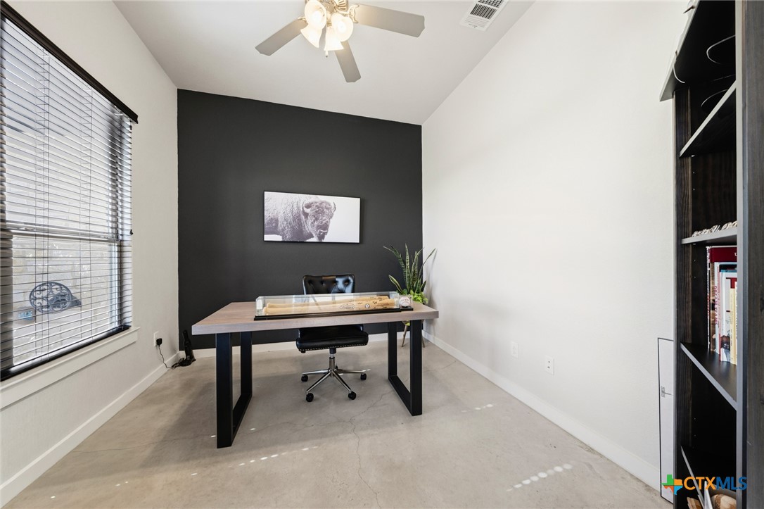 8330 Brewster Road Temple, TX 76501 - Photo 14 of 38