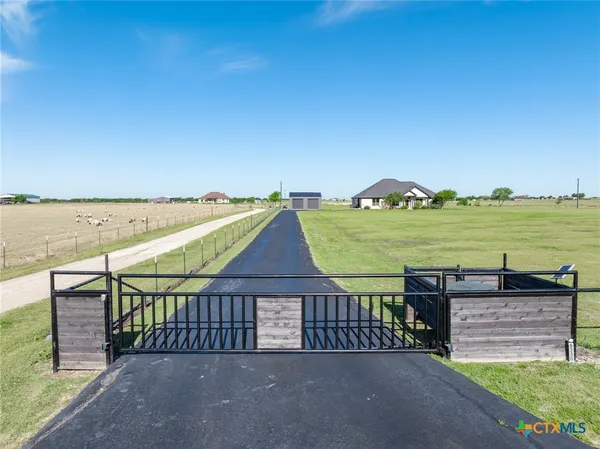 $850,000 | 8330 Brewster Road, Temple, TX 76501