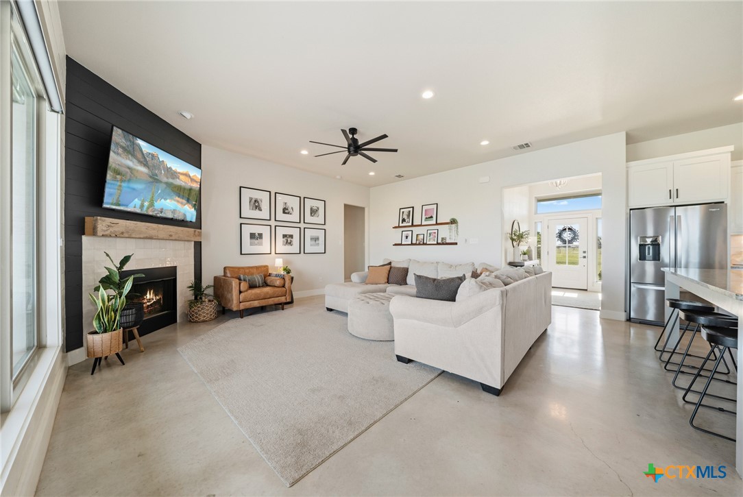 8330 Brewster Road Temple, TX 76501 - Photo 9 of 38