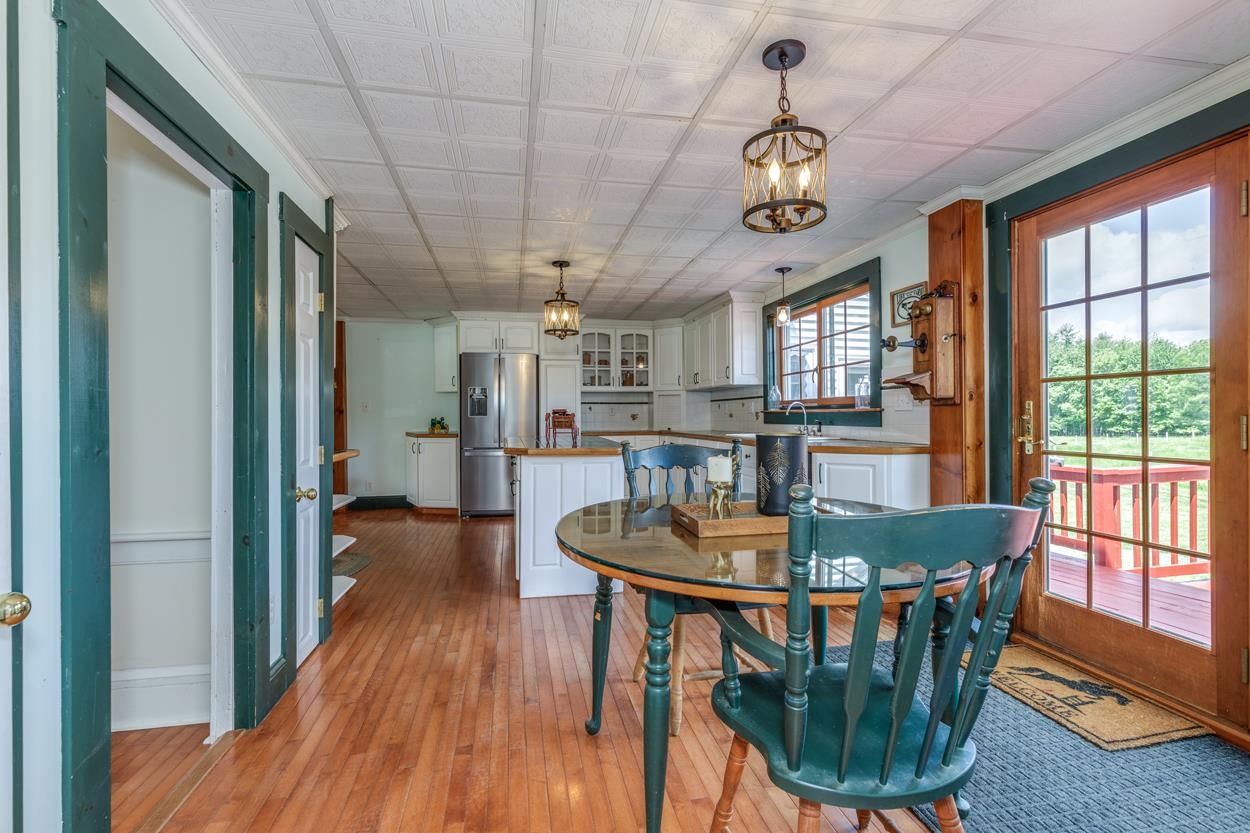 719 Fremont Road Chester, NH 03036 - Photo 16 of 39