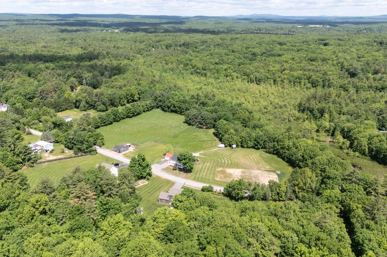 719 Fremont Road Chester, NH 03036 - Photo 2 of 39