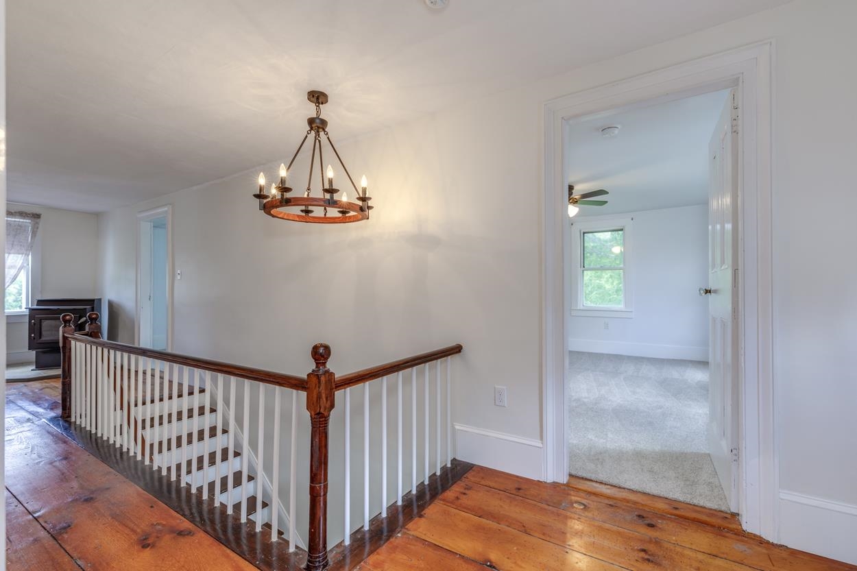 719 Fremont Road Chester, NH 03036 - Photo 23 of 39