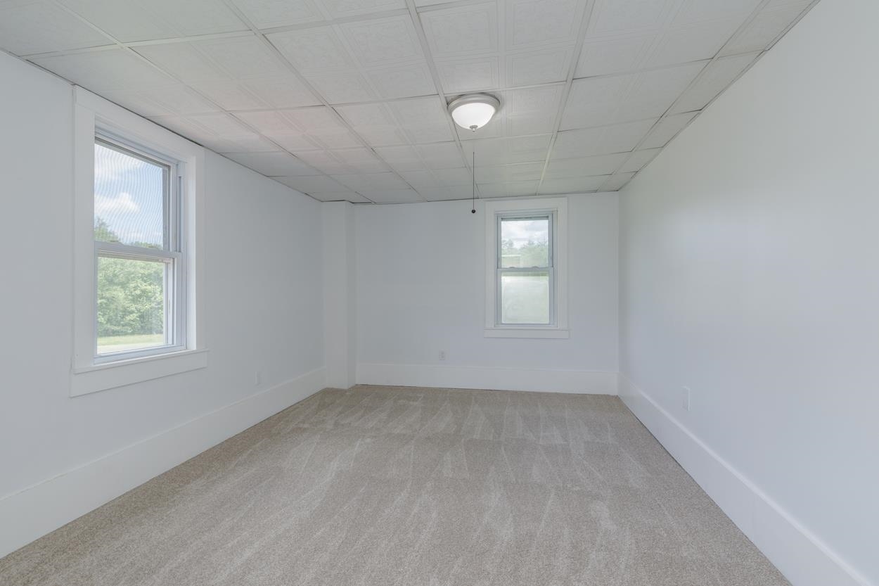 719 Fremont Road Chester, NH 03036 - Photo 29 of 39