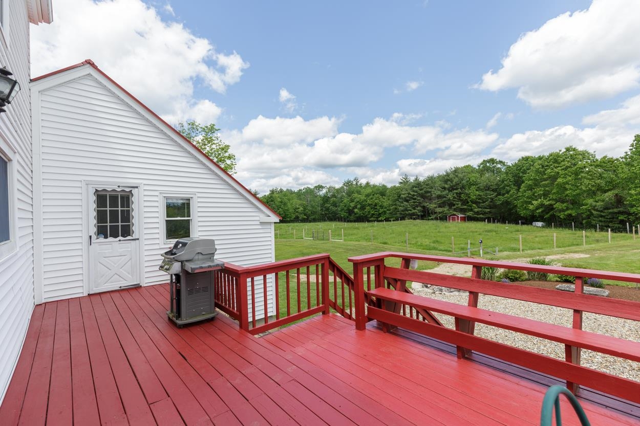 719 Fremont Road Chester, NH 03036 - Photo 3 of 39