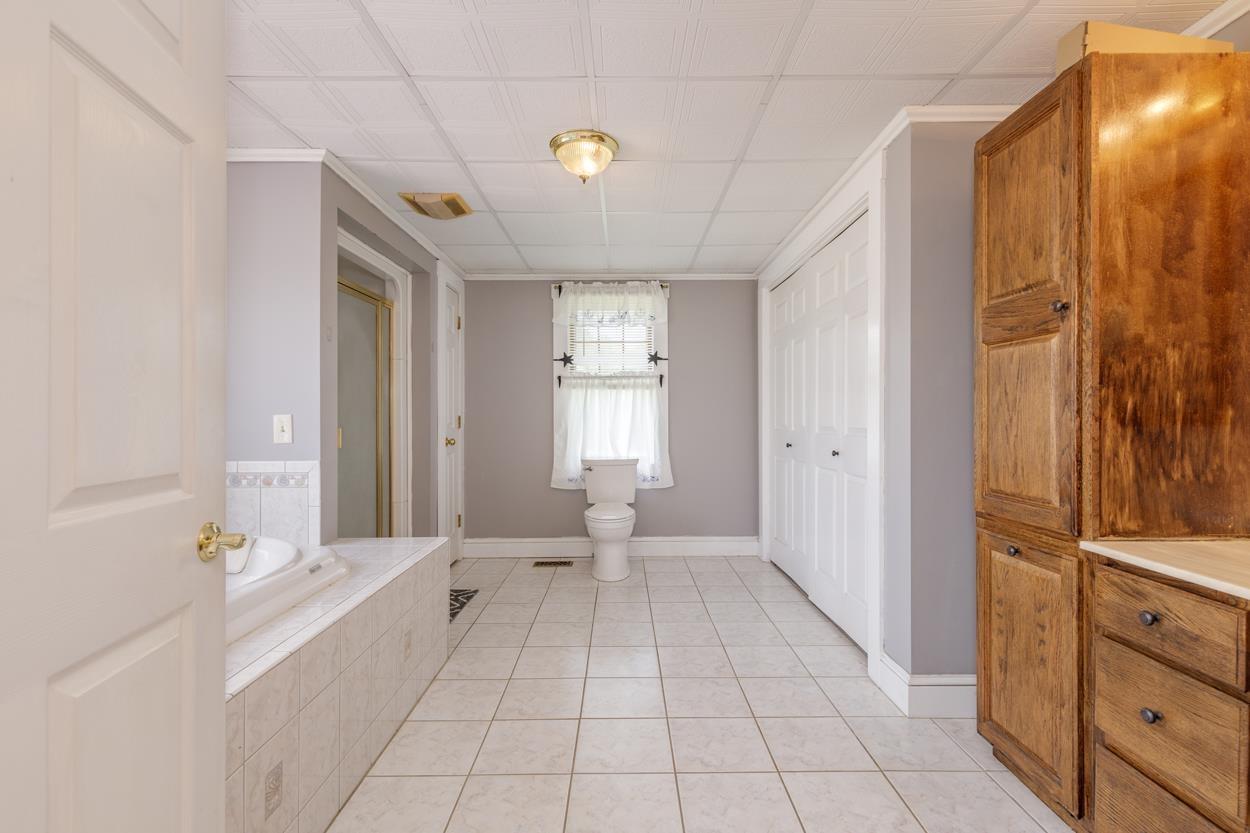 719 Fremont Road Chester, NH 03036 - Photo 31 of 39