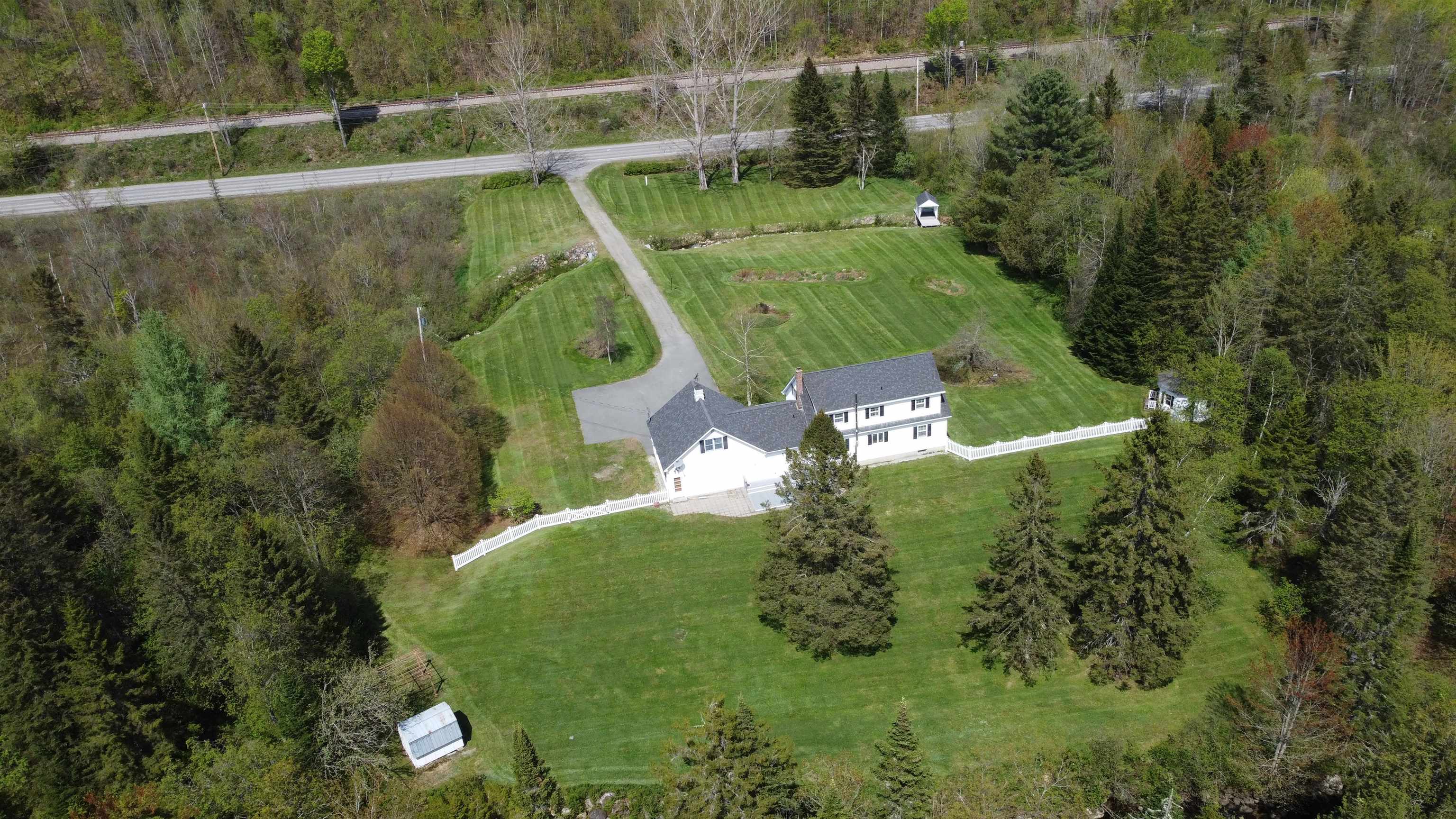 1017 Railroad Street Brighton, VT 05846 - Photo 7 of 60