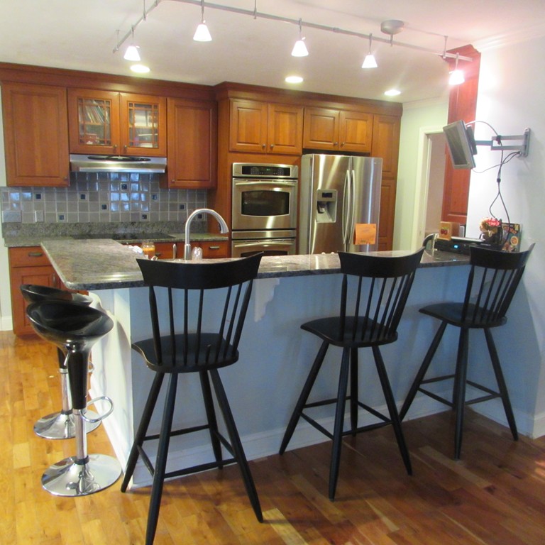 103 Freeman Road Charlton, MA 01507 - Photo 4 of 29