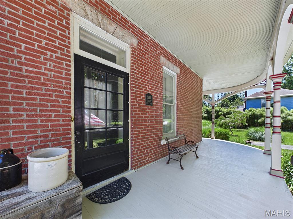 1715 Liberty Street Alton, IL 62002 - Photo 4 of 86