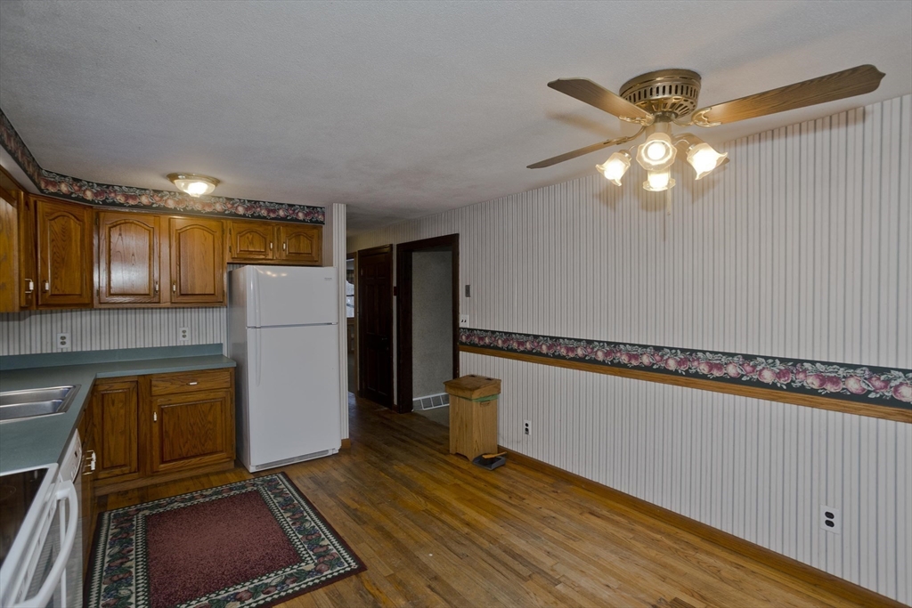 31 Lead Mine Road Southampton, MA 01073 - Photo 14 of 42 Gallery Image 14