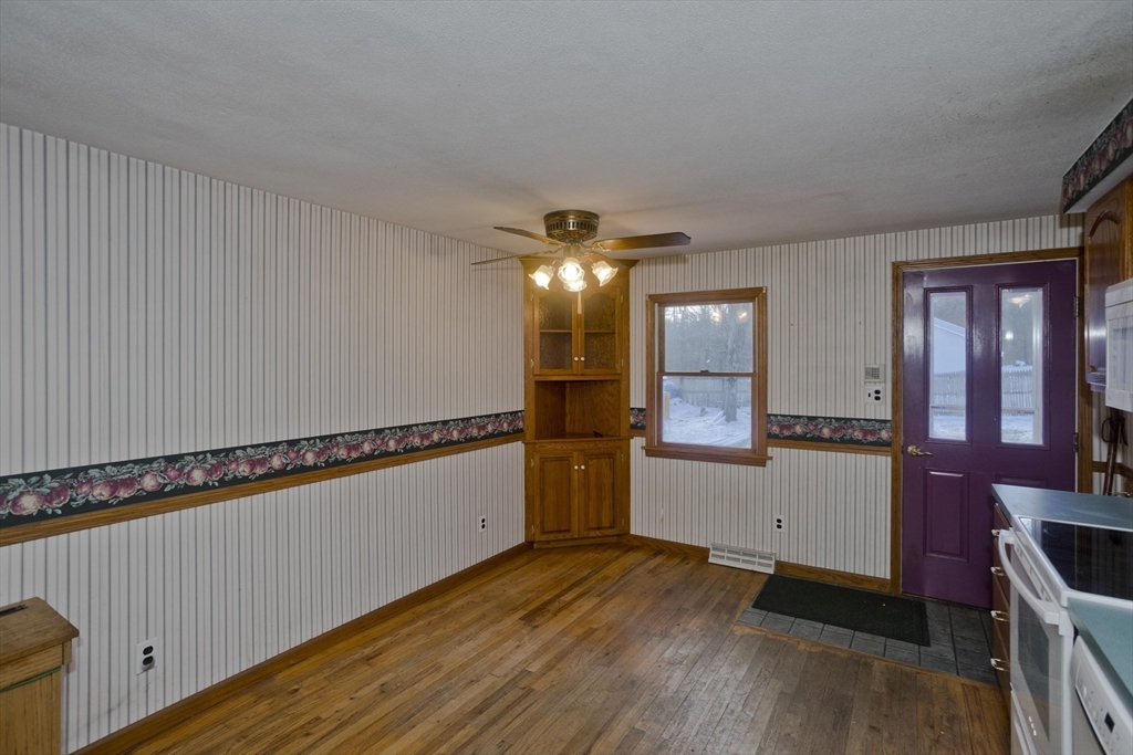 31 Lead Mine Road Southampton, MA 01073 - Photo 15 of 42 Gallery Image 15