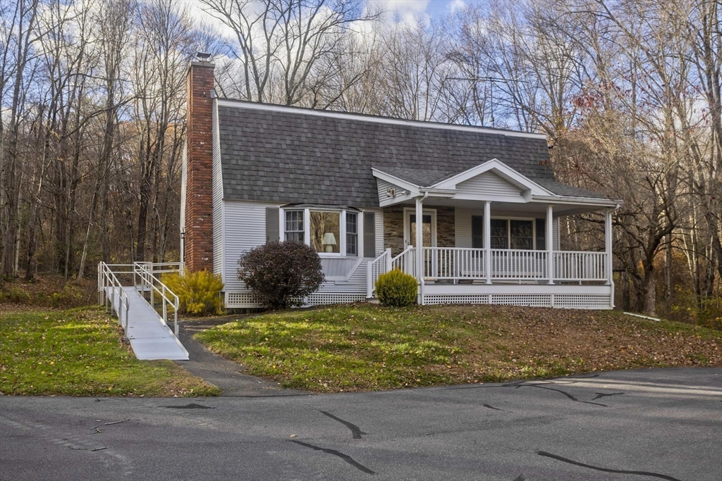 31 Lead Mine Road Southampton, MA 01073 - Photo 6 of 42 Gallery Image 6