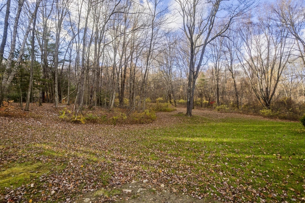 31 Lead Mine Road Southampton, MA 01073 - Photo 9 of 42 Gallery Image 9