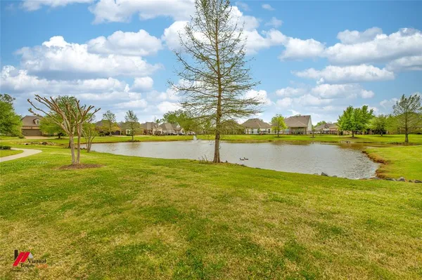 $375,000 | 301 Cranbrook Court, Bossier City, LA 71111