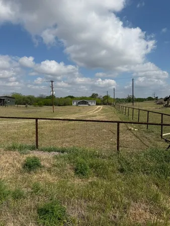 $999,777 | 1235 Hoover Street, Luling, TX 78648