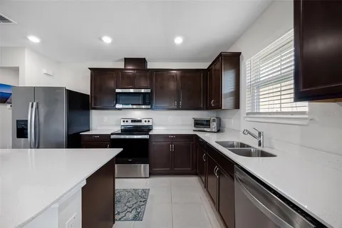 $379,900 | 11636 Middle Fork Way, Parrish, FL 34219