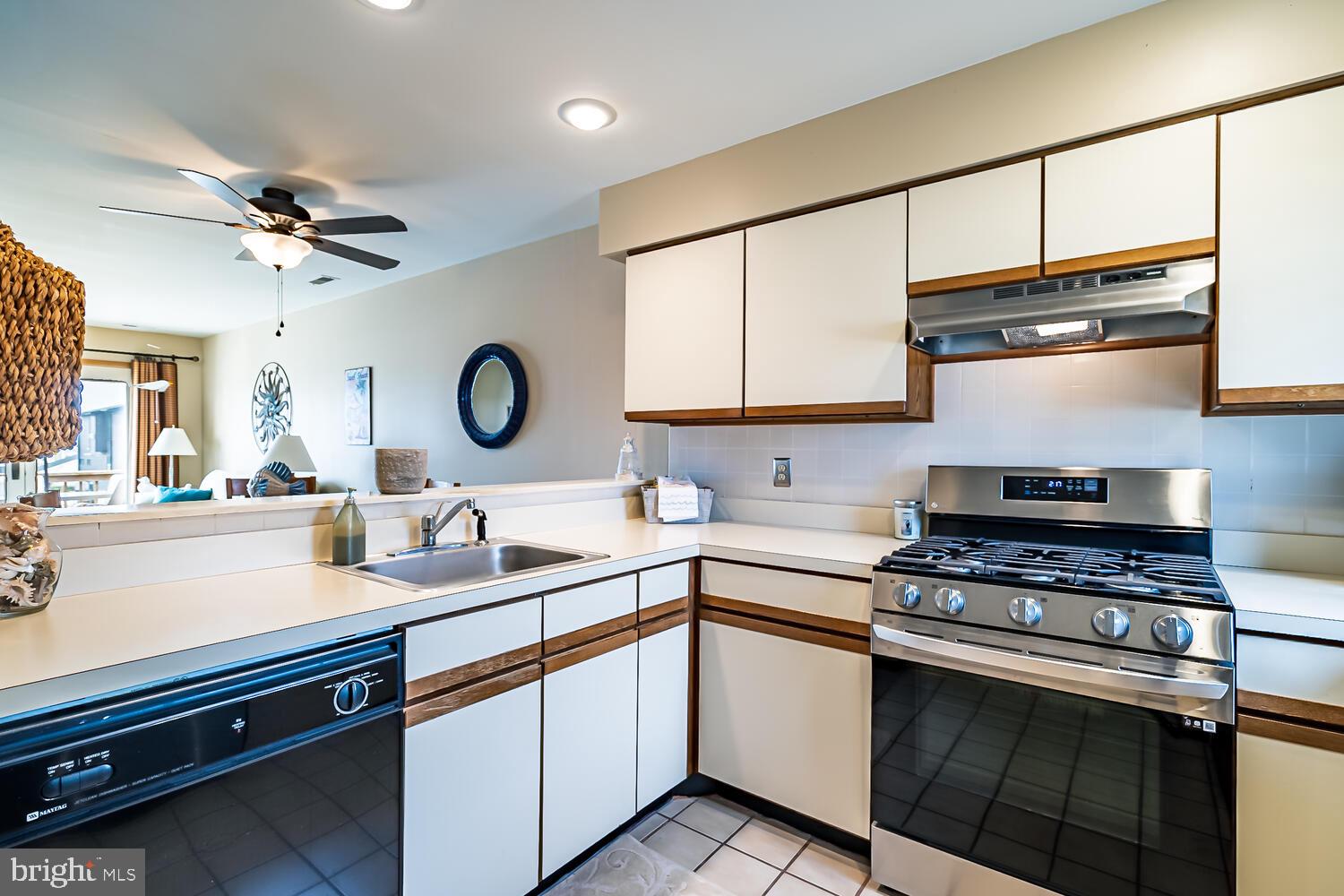 1155 Radio Road Tuckerton, NJ 08087 - Photo 16 of 38