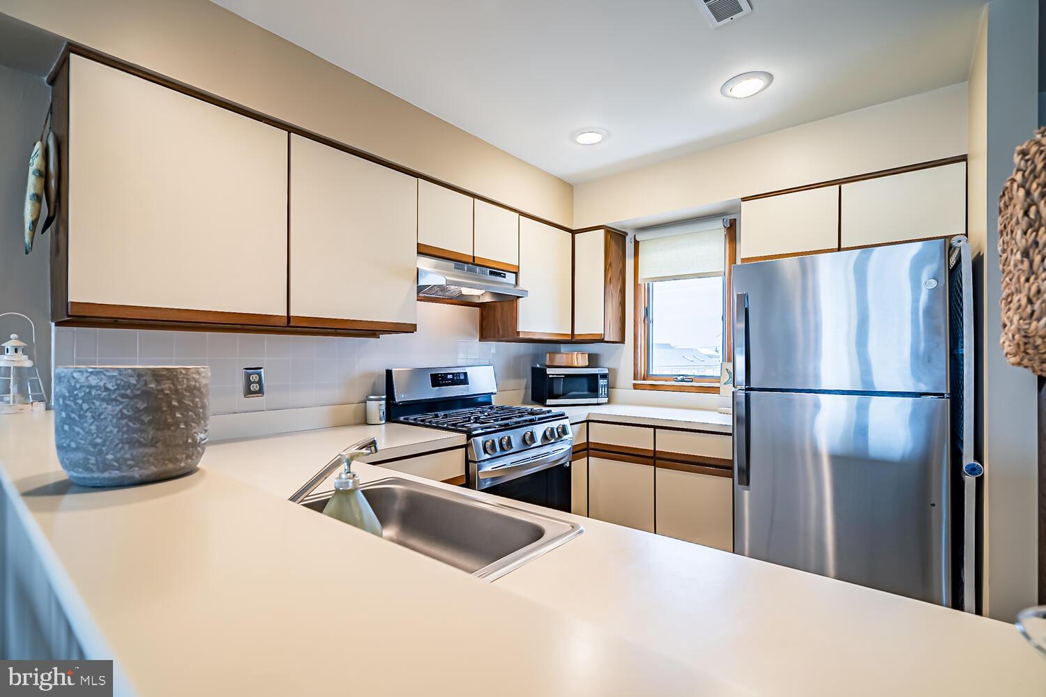 1155 Radio Road Tuckerton, NJ 08087 - Photo 21 of 38