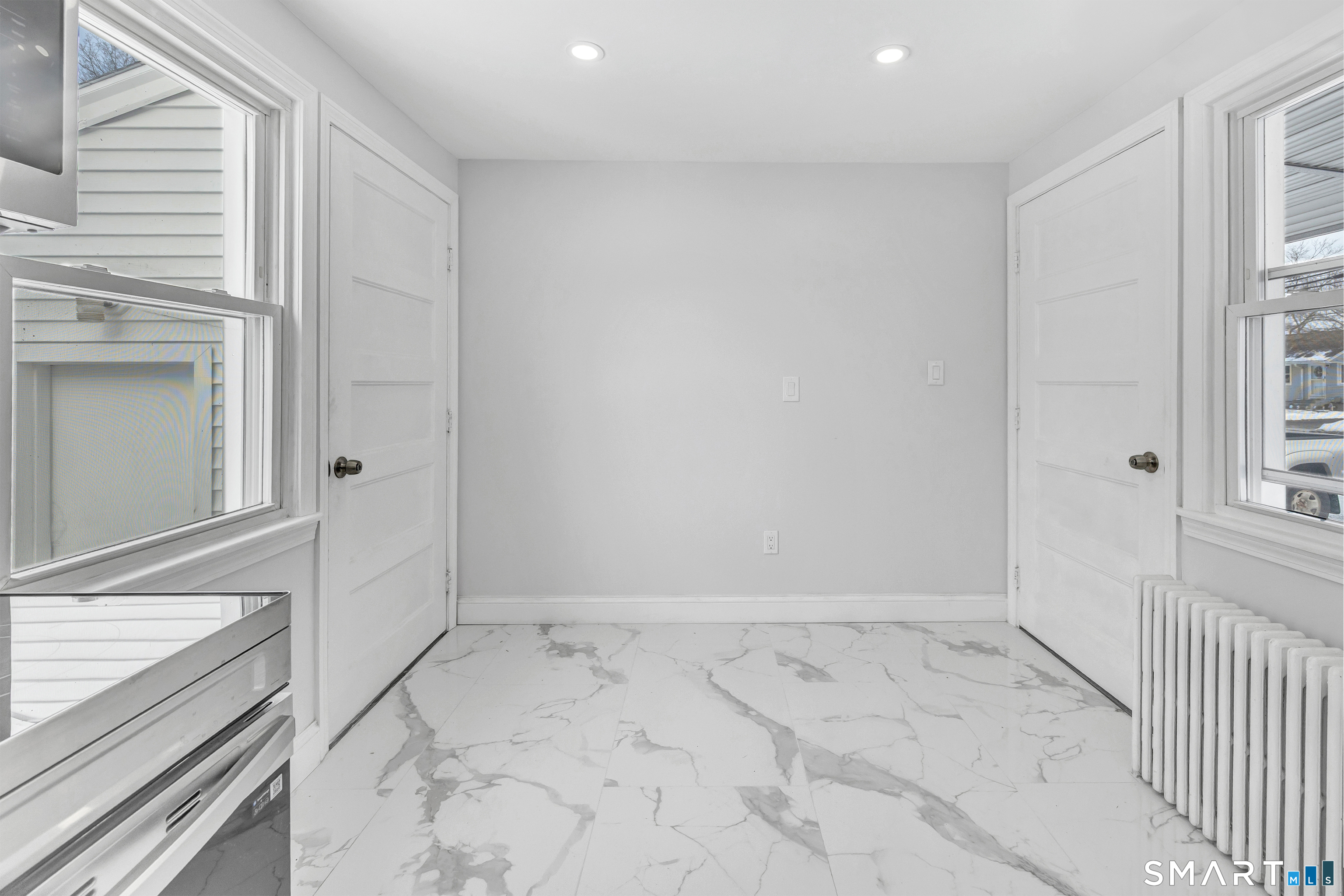 8 River Road East Haven, CT 06512 - Photo 14 of 39