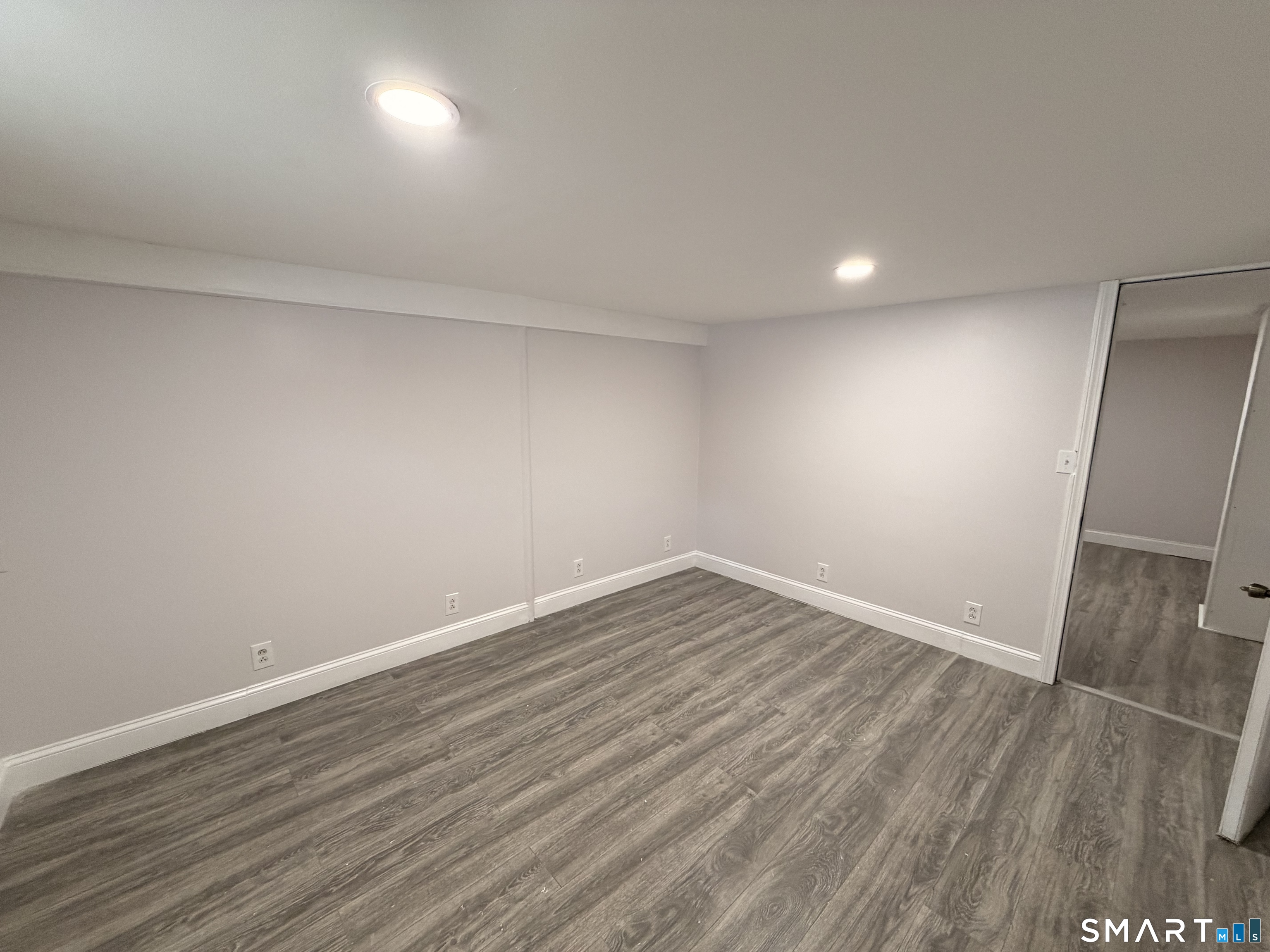 8 River Road East Haven, CT 06512 - Photo 33 of 39