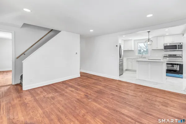 $455,000 | 8 River Road, East Haven, CT 06512