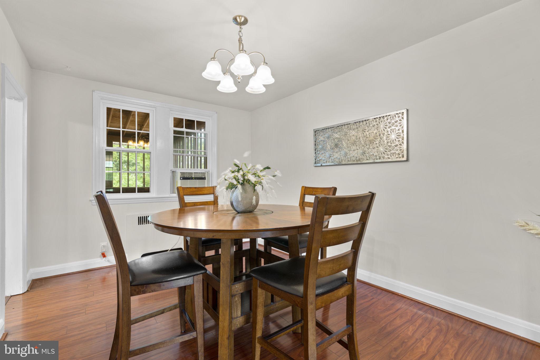 106 Cherrydell Road Baltimore, MD 21228 - Photo 9 of 50 DIning room with views of the screened-in porch